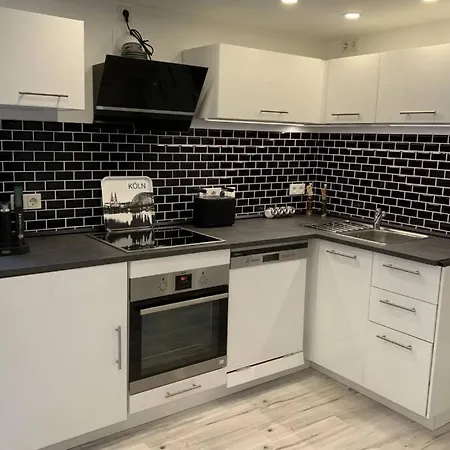 דירה Modern Especially Suited For Business Consultants I Close To Dt, Dhl & Un Campus I Reserved Parking & 