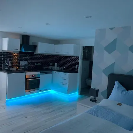 Modern Especially Suited For Business Consultants I Close To Dt, Dhl & Un Campus I Reserved Parking & 