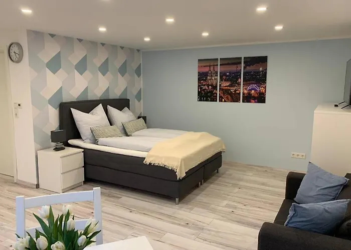 Modern Apartment Especially Suited For Business Consultants I Close To Telekom, Un Campus & University Hospital I Reserved Parking Apartamento Bona