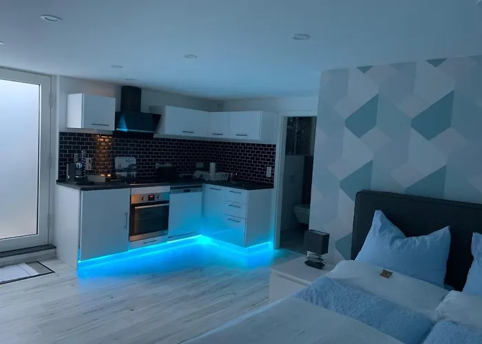 Modern Especially Suited For Business Consultants I Close To Dt, Dhl & Un Campus I Reserved Parking & 